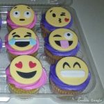 Smiley Adult Cupcakes pune